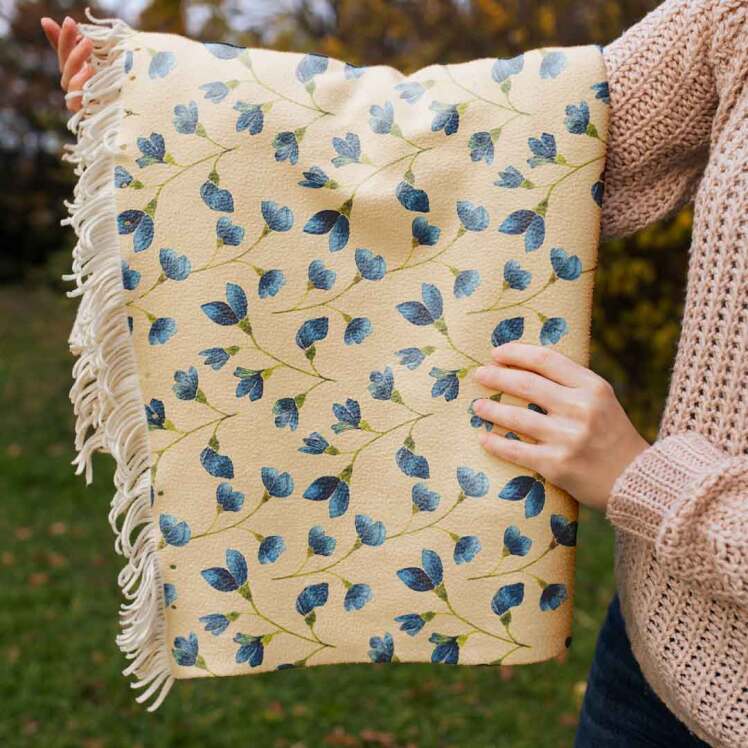 شال مبل کرمی