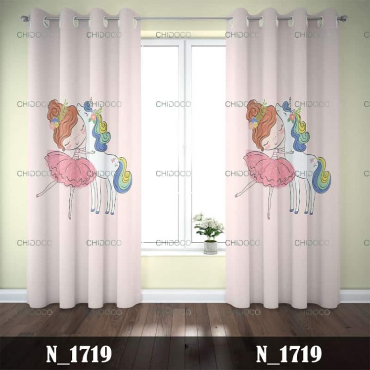 پرده آماده مخمل صورتی