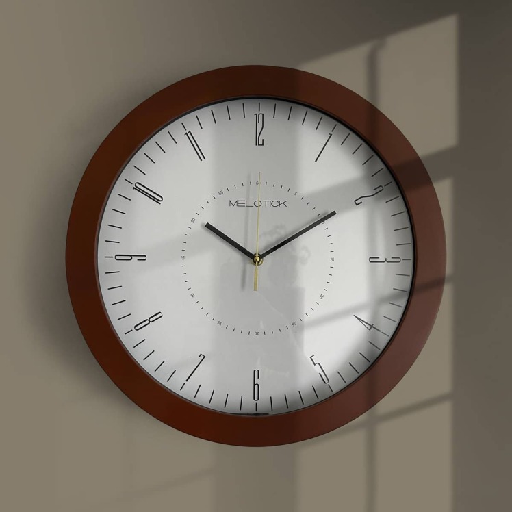 ساعت دیواری چوبی