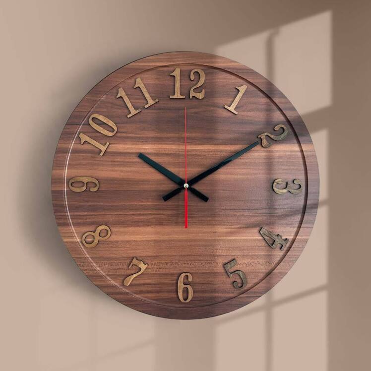 ساعت دیواری چوبی
